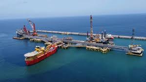 أزمة الشحن ترفع كلفة نقل النفط إلى مستويات قياسية