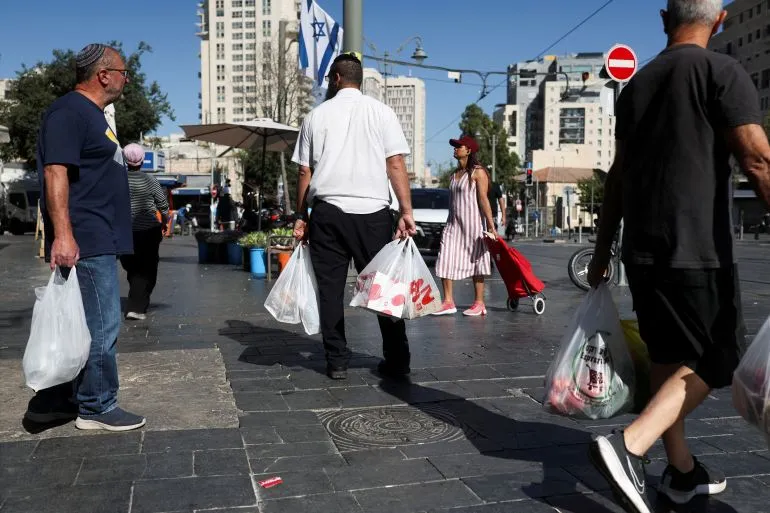 Israeli Central Bank lowers annual growth forecasts following geopolitical conflict repercussions - الناتج المحلي الإجمالي لإسرائيل Gross Domestic Product Israel