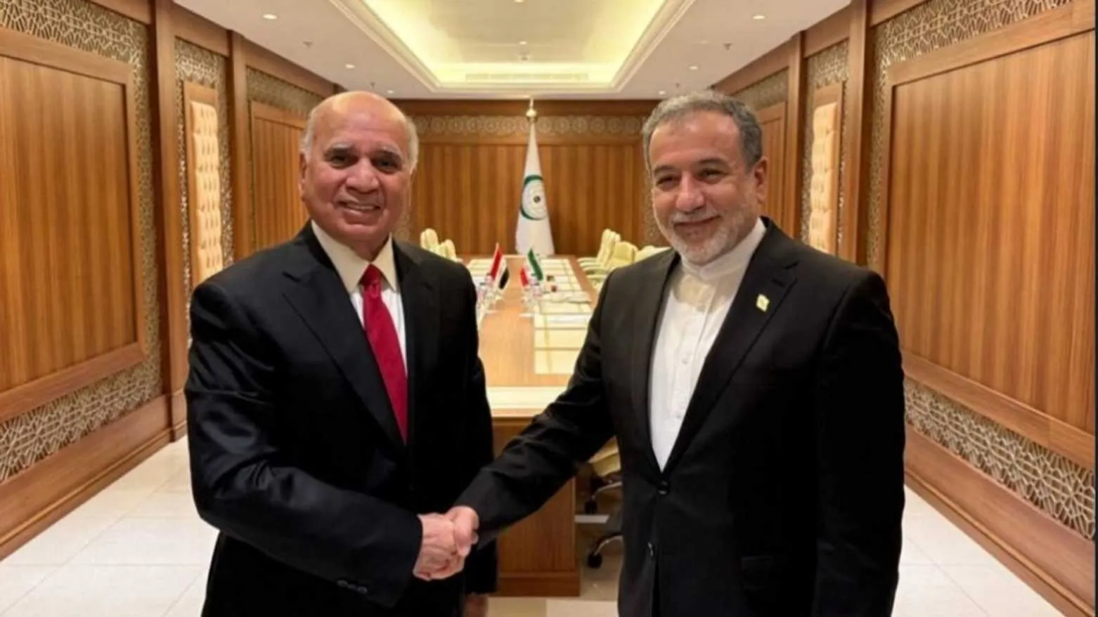 بغداد وطهران تبحثان مستجدات الورقة التفاوضية الجديدة والجهود الإقليمية لتهدئة الأوضاع الإقليمية - الوساطة الإقليمية لإنهاء الحرب Regional mediation end war