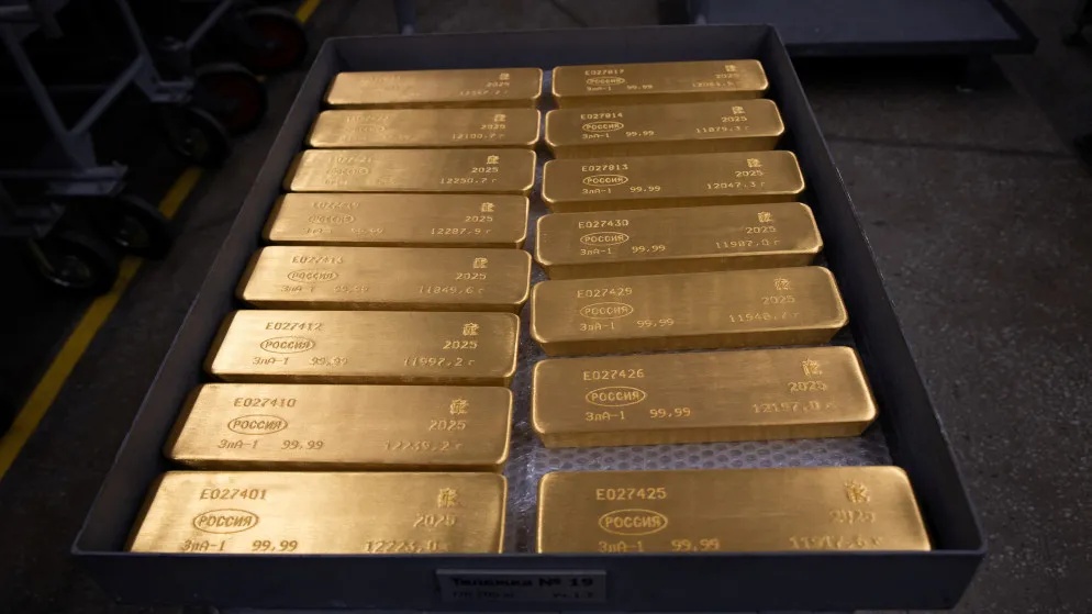 الذهب يعوض خسائره مع تراجع أسعار النفط بعد اتفاق أمريكي إيراني - الذهب النفط Gold Oil