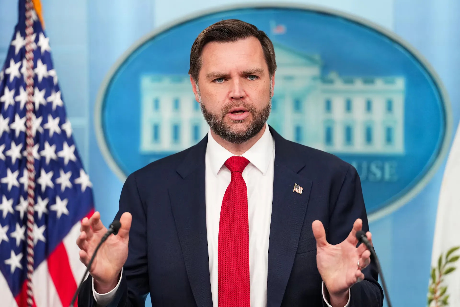 Senior US Official: No Evidence of Iran Closing Strategic Strait of Hormuz - مضيق هرمز إيران أمريكا Strait of Hormuz Iran US