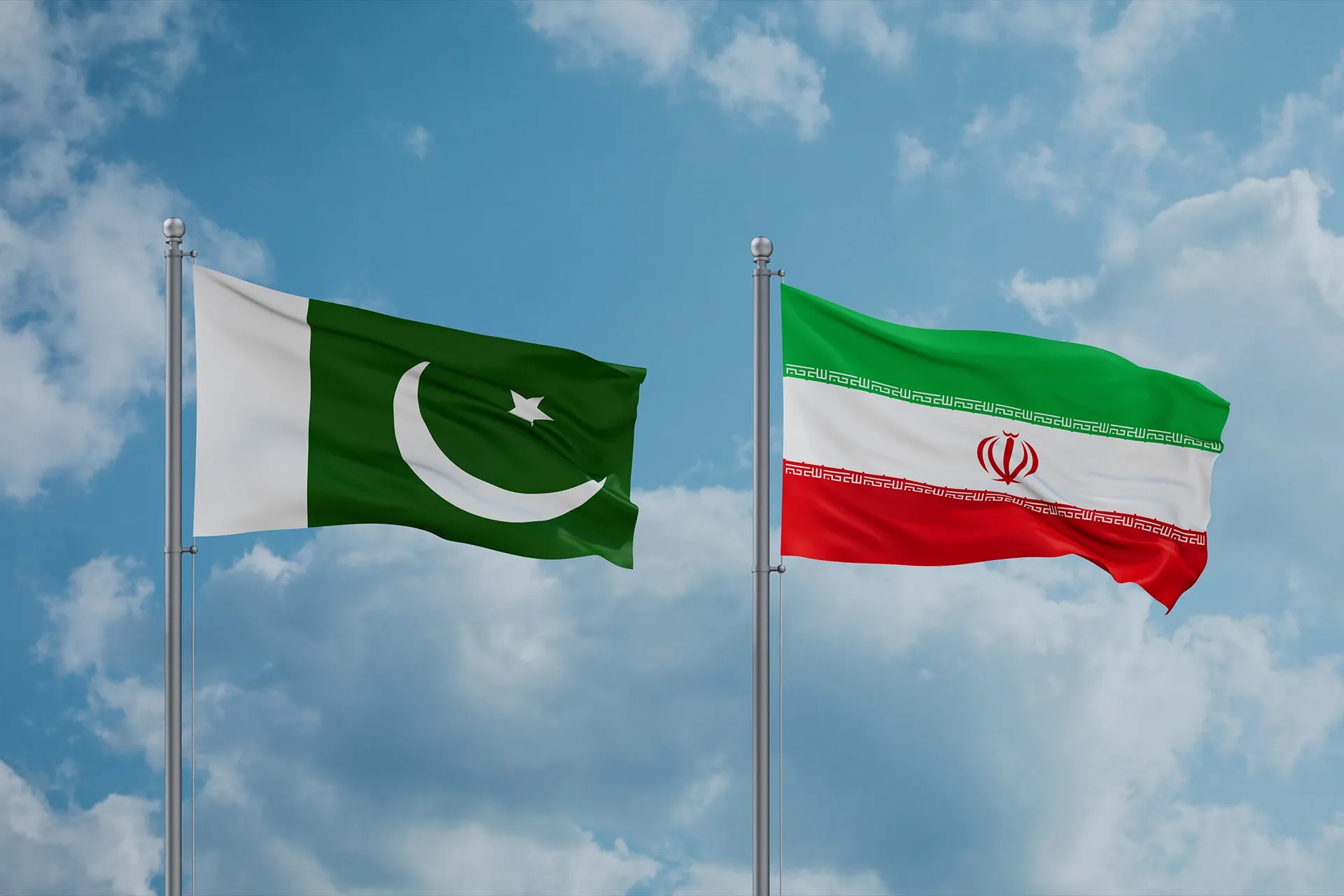 Pakistan Considers Importing Oil and Gas from Iran Post-Sanctions