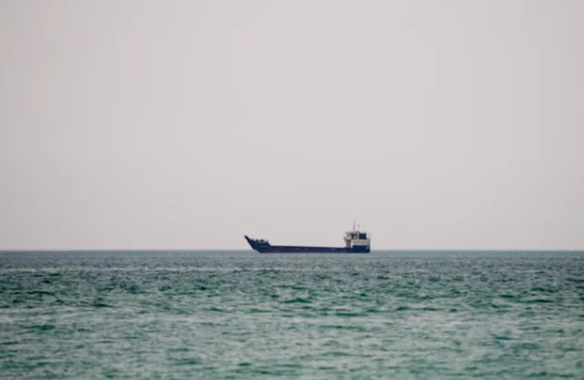 طهران تتمسك بالسيطرة على مضيق هرمز وتخطط لفرض رسوم - مضيق هرمز سيطرة إيران Strait of Hormuz Iran control