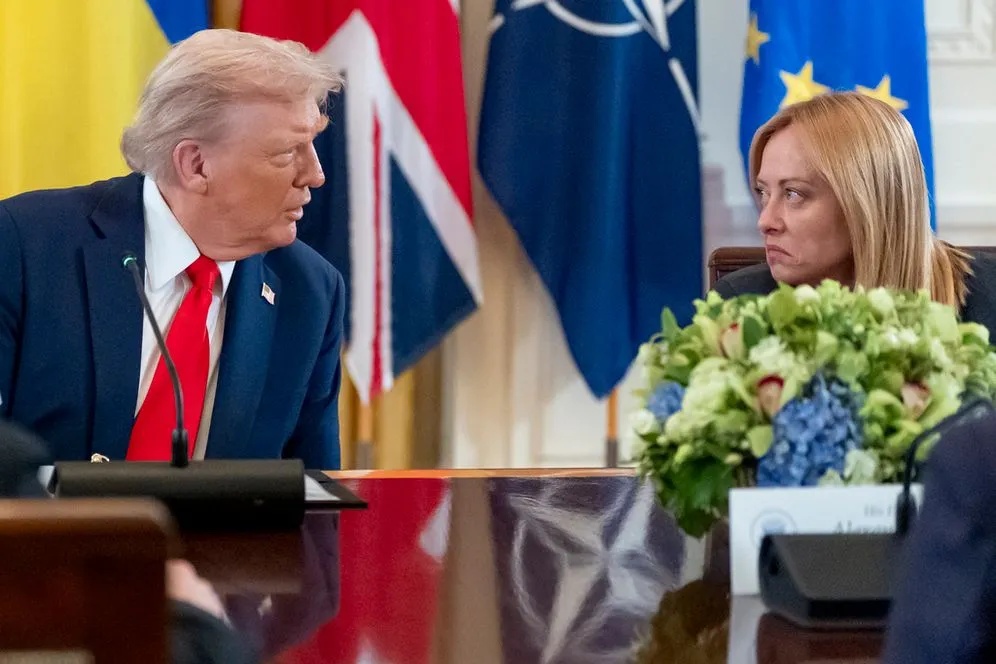 ترامب يجدد خلافه مع ميلوني ويلمح إلى "ملاحقتها" له - ترامب ميلوني Trump Meloni