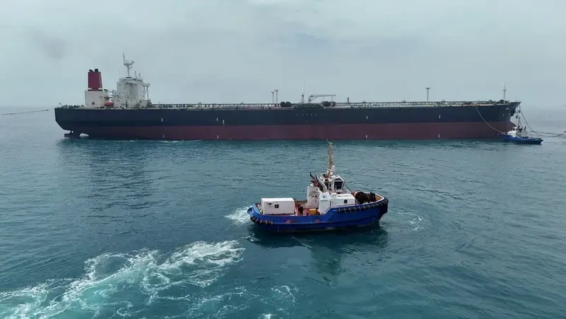 تحذير بحري بريطاني: مستوى التهديد الأمني في مضيق هرمز "شديد" - مضيق هرمز أمن بحري Strait of Hormuz Maritime security