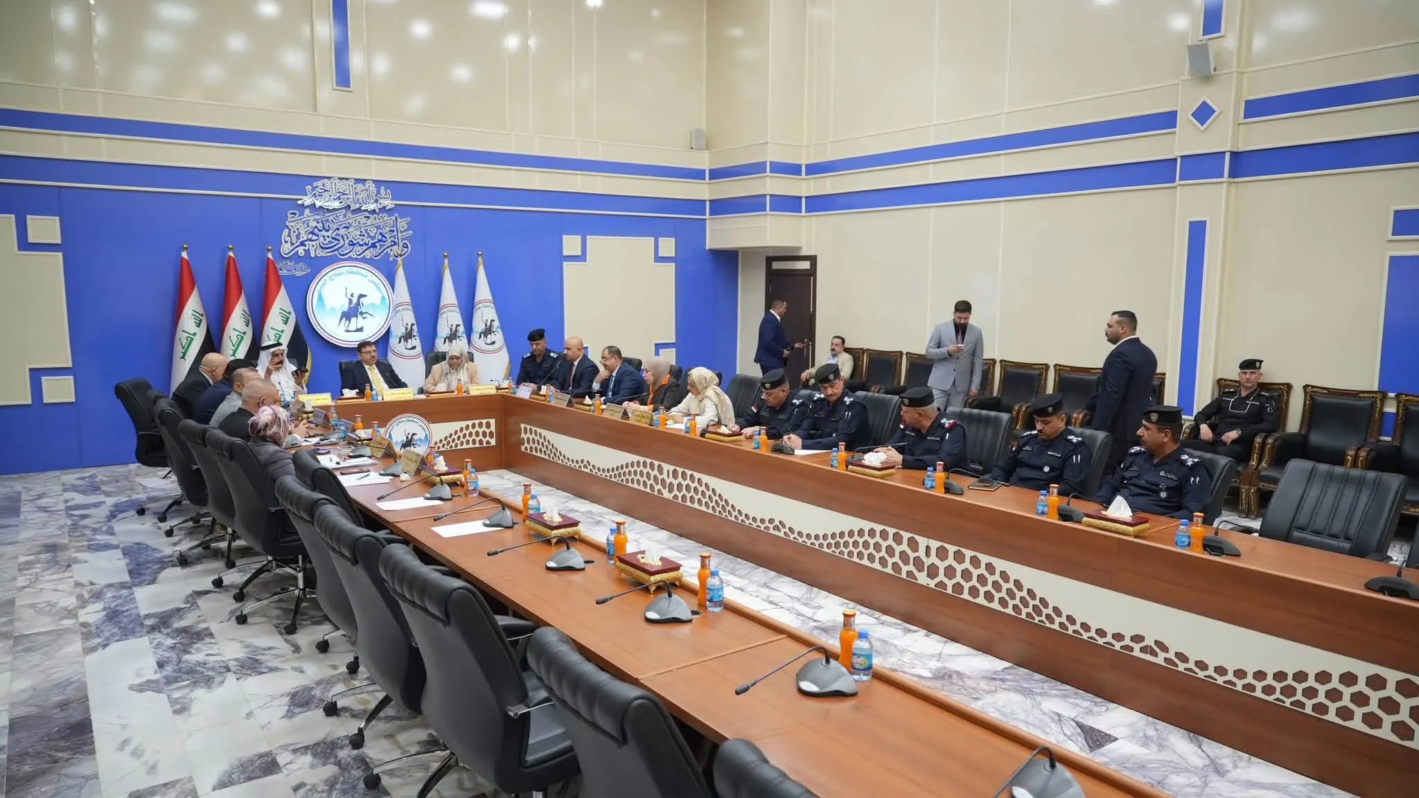 تقرير رقابي يكشف عن تسلم أعضاء مجلس صلاح الدين ومرافقيهم 55 سيارة جديدة وسط ملاحظات على تخصيصات البترودولار - صلاح الدين رقابة مالية Salah al-Din Financial oversight