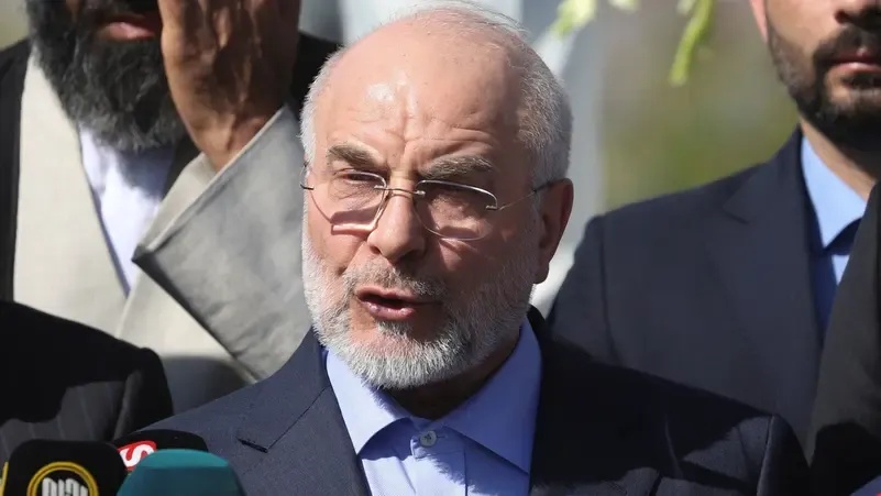 رئيس البرلمان الإيراني يسخر من شعار ترامب وسط حرب اقتصادية - إيران عقوبات أميركية Iran US sanctions