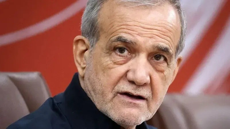 الرئيس الإيراني يؤكد استمرار المقاومة والدفاع عن الحقوق - إيران بزشكيان Iran Pezeshkian