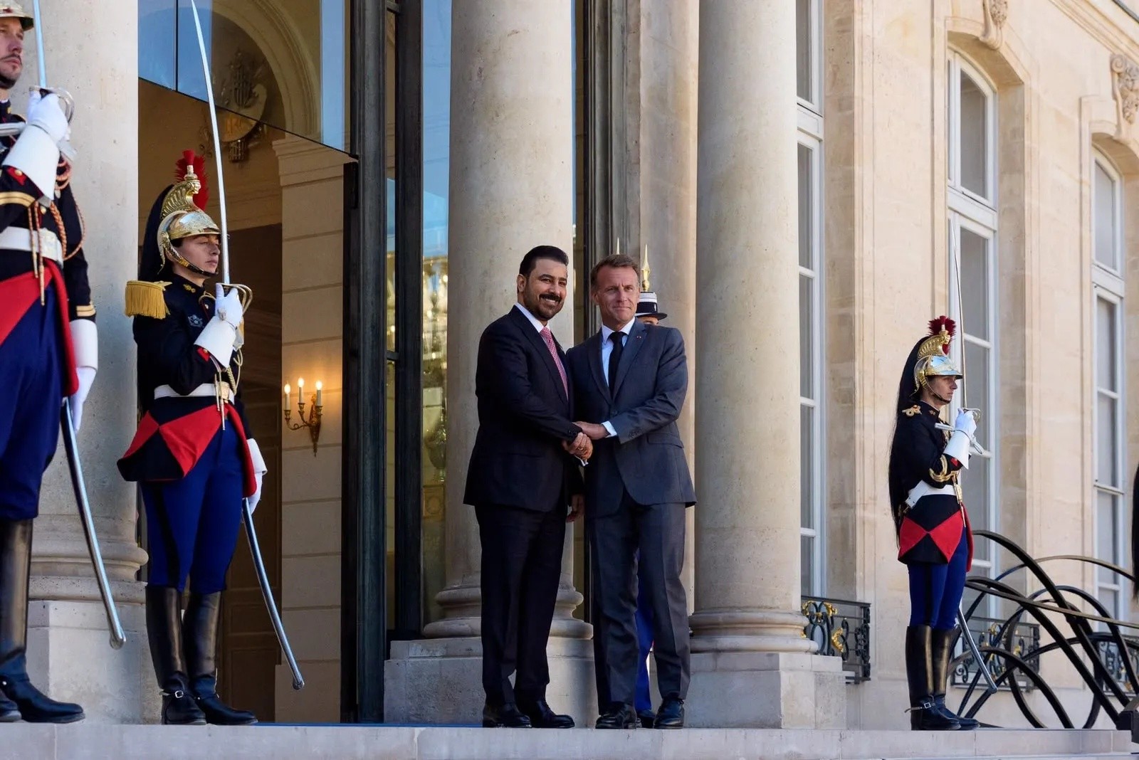 Macron Emphasizes to Ziyadi the Importance of Joint Defense and Security Cooperation in Counter-Terrorism