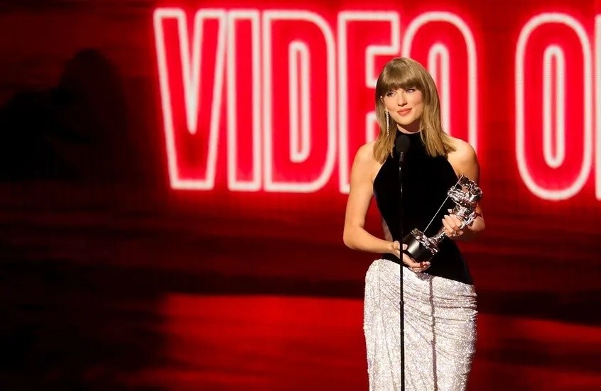 Taylor Swift Achieves Unique Milestone, Tops MTV Awards Winners List - تايلور سويفت جوائز MTV Taylor Swift MTV Awards