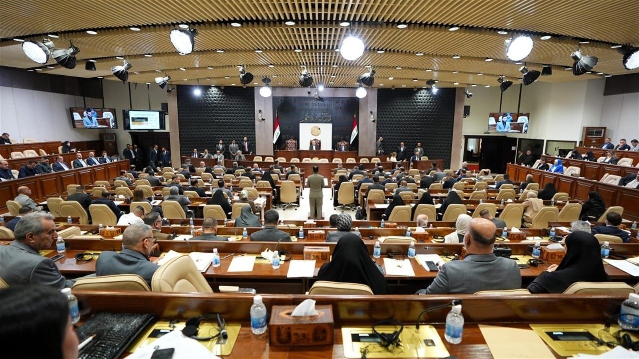 Financial budget details contracts stabilization and exchange adjustments - الموازنة المالية وزير المالية financial budget finance minister