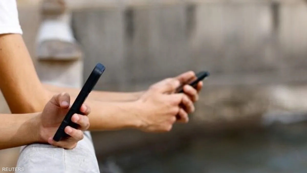 Screen time implications for children in Britain - صحة الأطفال الشاشات الرقمية Children health Screen time
