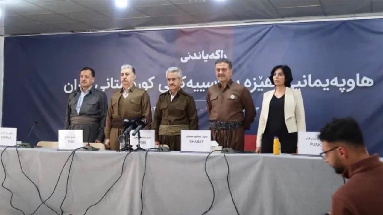 طهران تعلن التوصل لتفاهم مشترك مع الحكومة الاتحادية لإبعاد الفصائل المعارضة عن الإقليم - إيران كردستان Iran Kurdistan