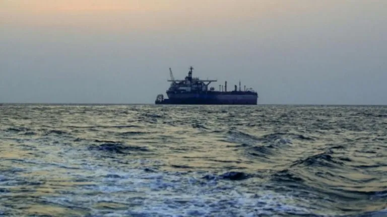 Fire Breaks Out on Ship Off UAE Coast in May 2026